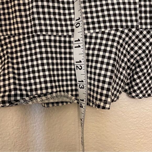 Ruffle Hem fitted Gingham black and white checkered mini Skirt S/XS - Picture 5 of 9